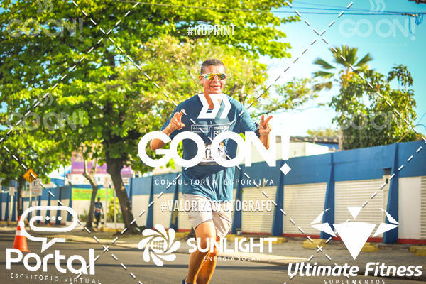 Buy your photos of the eventTrack e Field Run Series - SunRise on Fotop