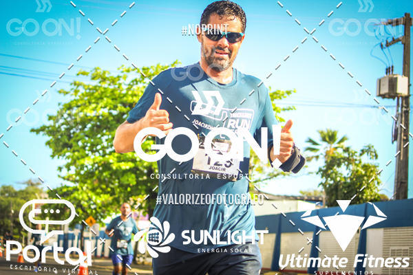 Buy your photos of the eventTrack e Field Run Series - SunRise on Fotop