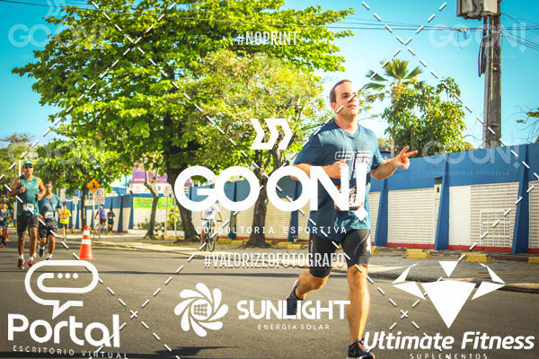 Buy your photos of the eventTrack e Field Run Series - SunRise on Fotop