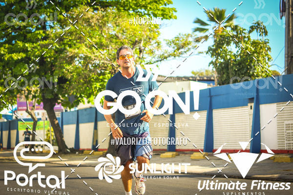 Buy your photos of the eventTrack e Field Run Series - SunRise on Fotop