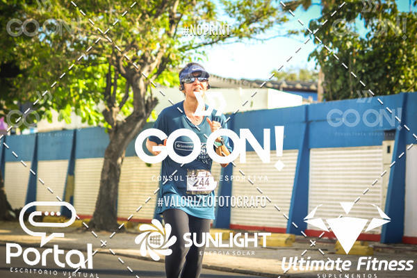 Buy your photos of the eventTrack e Field Run Series - SunRise on Fotop