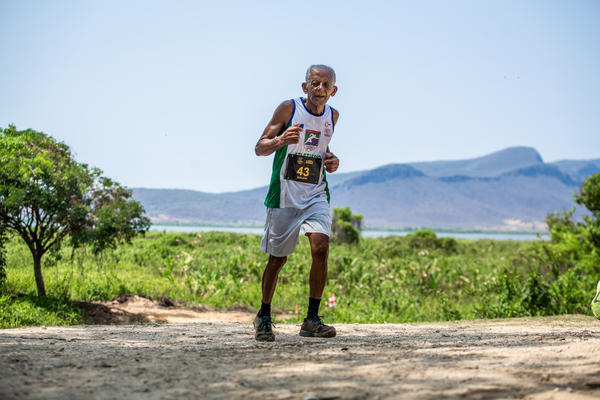 Buy your photos of the eventBota Pra Correr Pantanal on Fotop