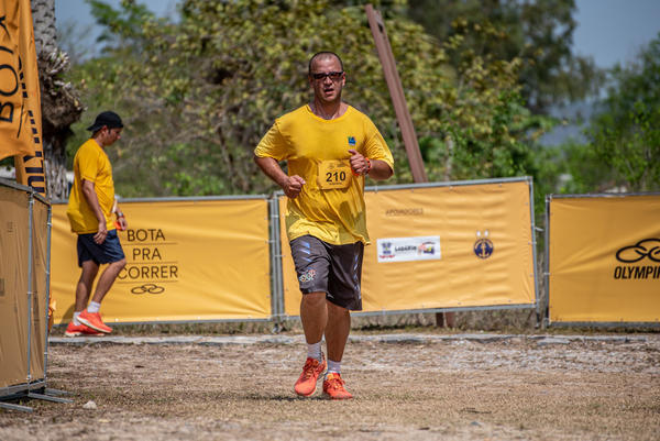 Buy your photos of the eventBota Pra Correr Pantanal on Fotop