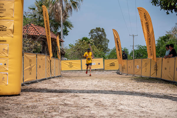 Buy your photos of the eventBota Pra Correr Pantanal on Fotop