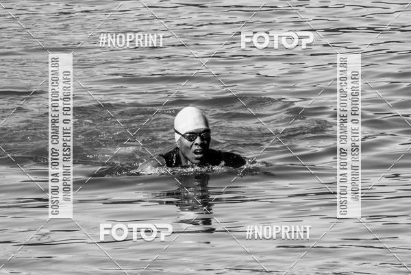 Compre as suas fotos do eventoREVEZAMENTO 10K DE NATA��O JULIO VICU�A no Fotop