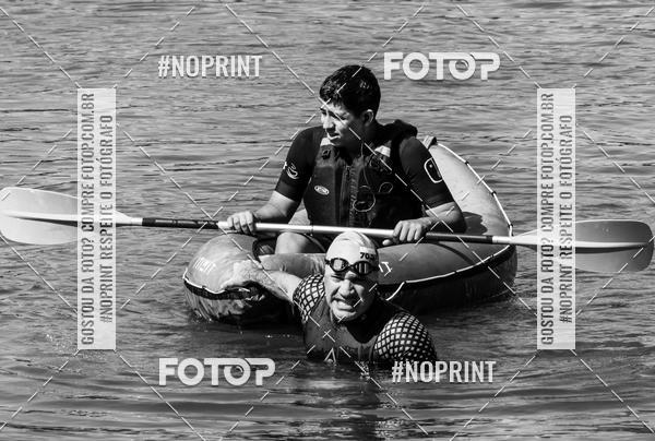 Compre as suas fotos do eventoREVEZAMENTO 10K DE NATA��O JULIO VICU�A no Fotop