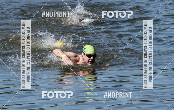 Achetez vos photos de l'�v�nementREVEZAMENTO 10K DE NATA��O JULIO VICU�A sur Fotop