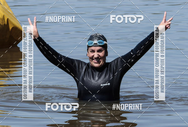 Compra tus fotos del eventoREVEZAMENTO 10K DE NATA��O JULIO VICU�A En Fotop