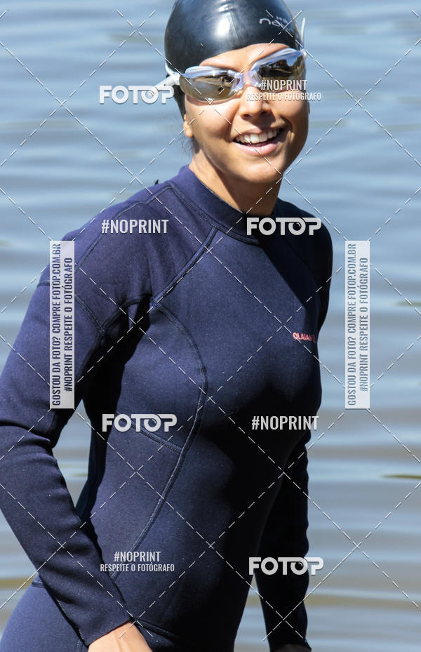 Compra tus fotos del eventoREVEZAMENTO 10K DE NATA��O JULIO VICU�A En Fotop