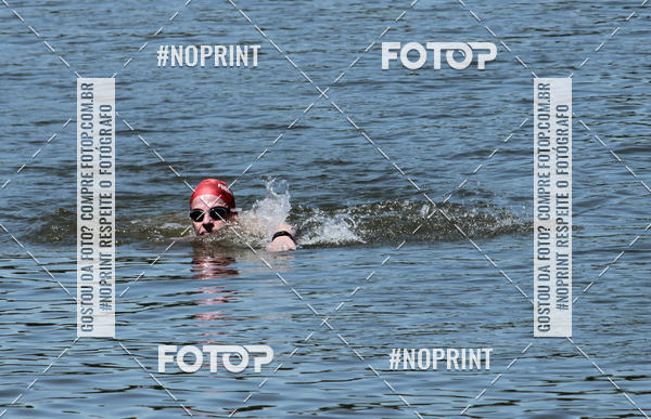 Compra tus fotos del eventoREVEZAMENTO 10K DE NATA��O JULIO VICU�A En Fotop