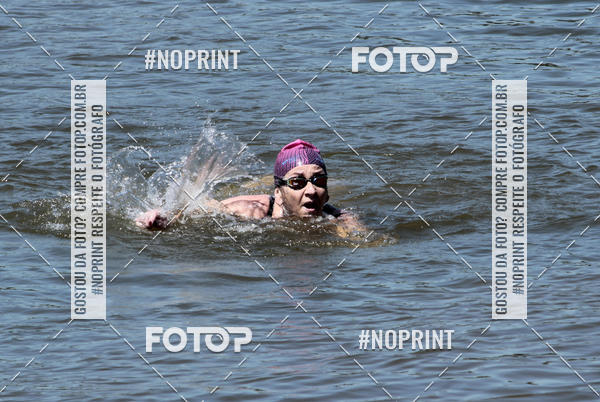 Compra tus fotos del eventoREVEZAMENTO 10K DE NATA��O JULIO VICU�A En Fotop