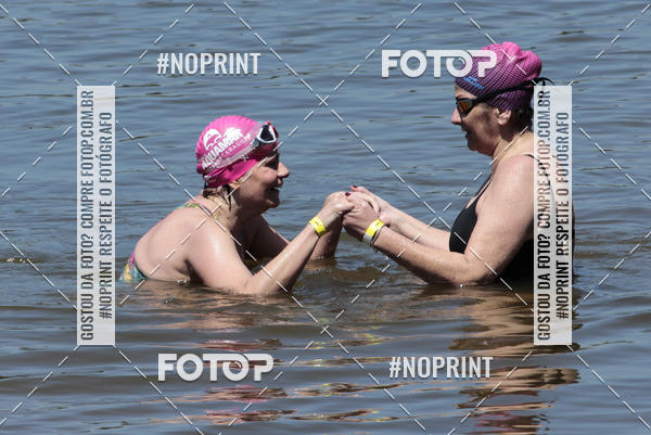 Compra tus fotos del eventoREVEZAMENTO 10K DE NATA��O JULIO VICU�A En Fotop