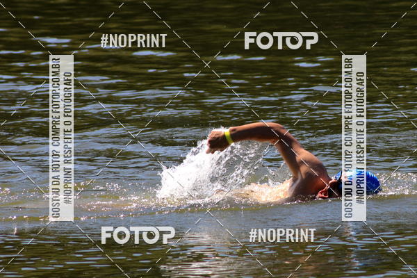 Achetez vos photos de l'�v�nementREVEZAMENTO 10K DE NATA��O JULIO VICU�A sur Fotop