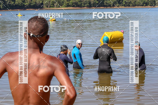 Buy your photos of the eventREVEZAMENTO 10K DE NATA��O JULIO VICU�A on Fotop