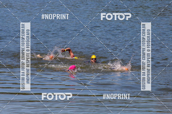 Compre suas fotos do eventoREVEZAMENTO 10K DE NATA��O JULIO VICU�A no Fotop