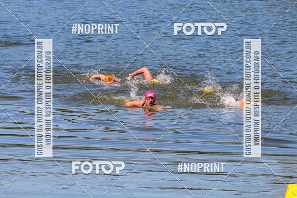 Compre suas fotos do eventoREVEZAMENTO 10K DE NATA��O JULIO VICU�A no Fotop