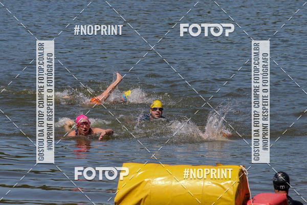 Compre suas fotos do eventoREVEZAMENTO 10K DE NATA��O JULIO VICU�A no Fotop