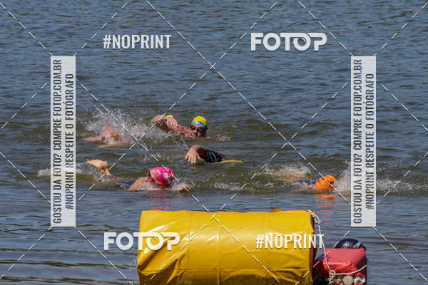 Compre suas fotos do eventoREVEZAMENTO 10K DE NATA��O JULIO VICU�A no Fotop