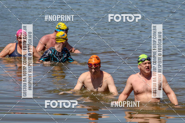 Compre suas fotos do eventoREVEZAMENTO 10K DE NATA��O JULIO VICU�A no Fotop