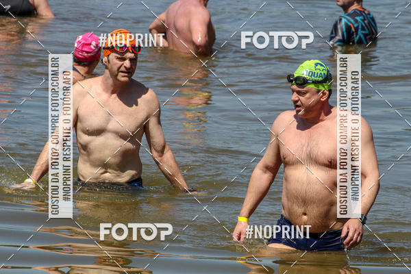 Compre suas fotos do eventoREVEZAMENTO 10K DE NATA��O JULIO VICU�A no Fotop