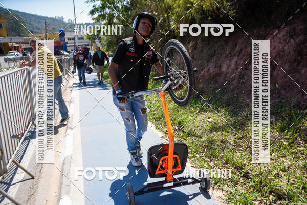 Buy your photos of the eventMuleke de Rua Ladeira Abaixo on Fotop