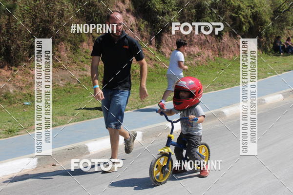 Buy your photos of the eventMuleke de Rua Ladeira Abaixo on Fotop