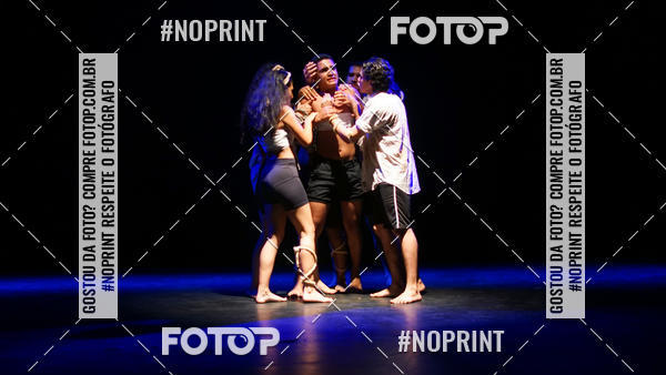 Buy your photos of the eventFesti Poema no Teatro Galpo  on Fotop