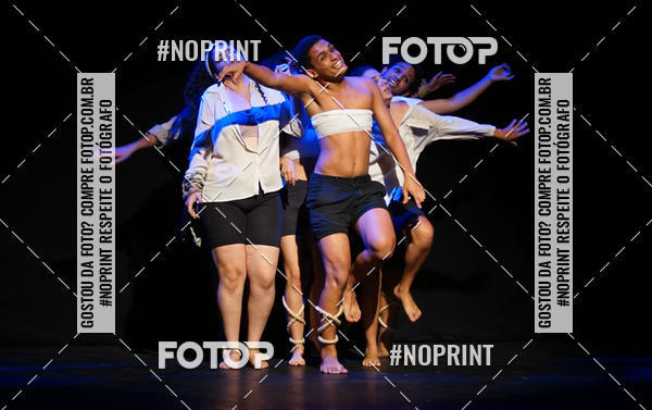 Buy your photos of the eventFesti Poema no Teatro Galpo  on Fotop