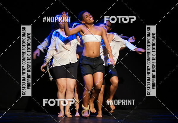 Buy your photos of the eventFesti Poema no Teatro Galpo  on Fotop
