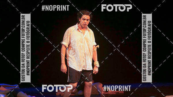 Buy your photos of the eventFesti Poema no Teatro Galpo  on Fotop