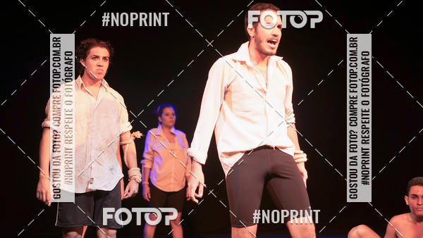 Buy your photos of the eventFesti Poema no Teatro Galpo  on Fotop
