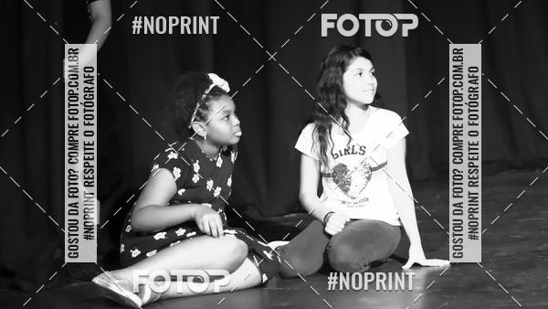 Buy your photos of the eventFesti Poema no Teatro Galpo  on Fotop