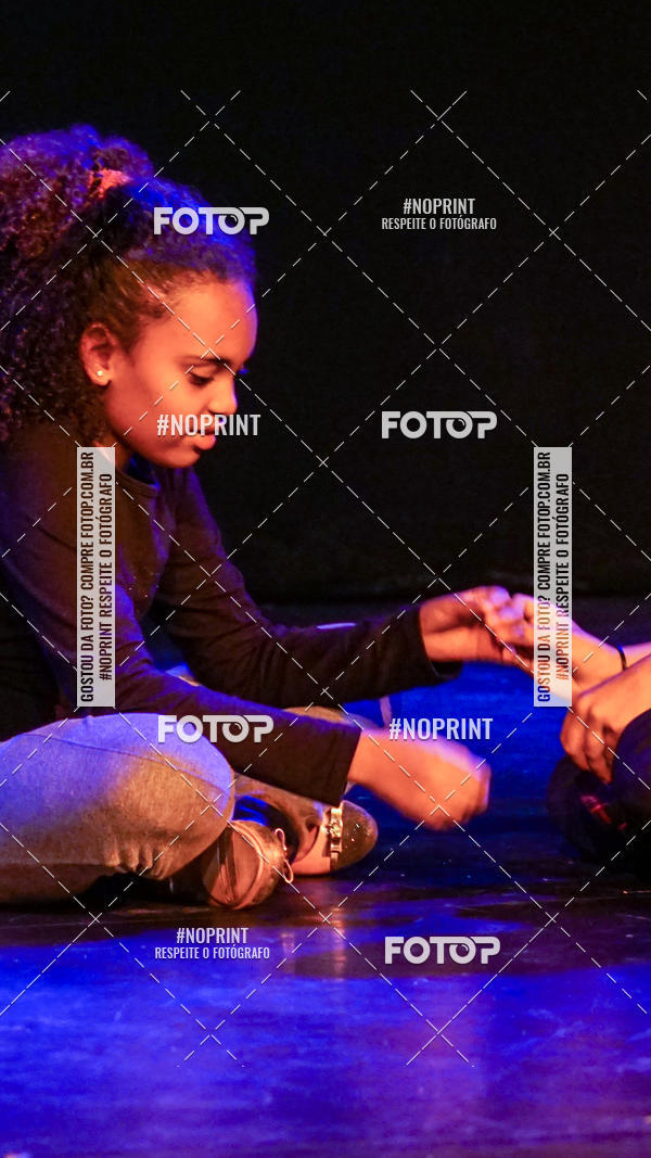 Buy your photos of the eventFesti Poema no Teatro Galpo  on Fotop