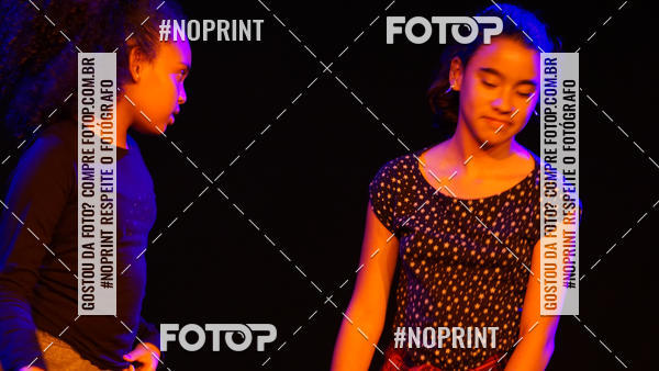 Buy your photos of the eventFesti Poema no Teatro Galpo  on Fotop