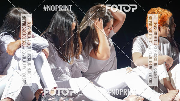 Buy your photos of the eventFesti Poema no Teatro Galpo  on Fotop