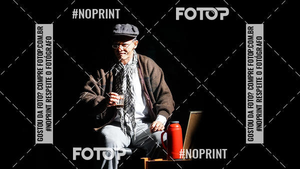 Buy your photos of the eventFesti Poema no Teatro Galpo  on Fotop