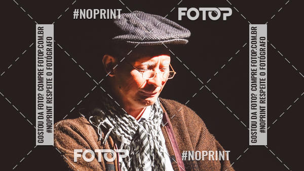 Buy your photos of the eventFesti Poema no Teatro Galpo  on Fotop