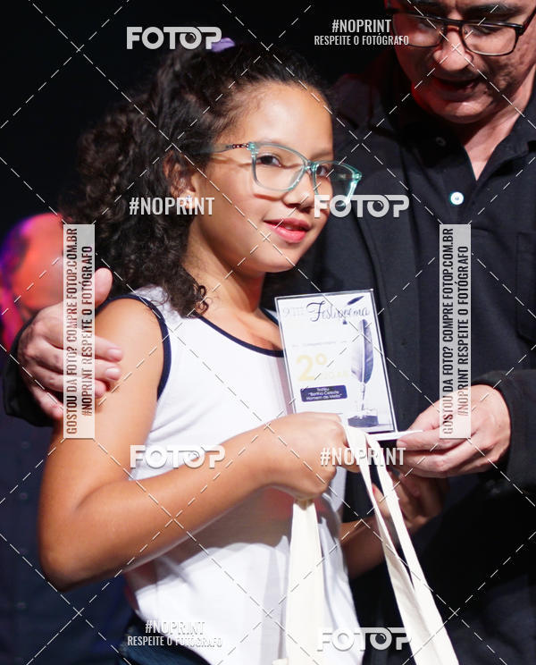 Buy your photos of the eventFesti Poema no Teatro Galpo  on Fotop