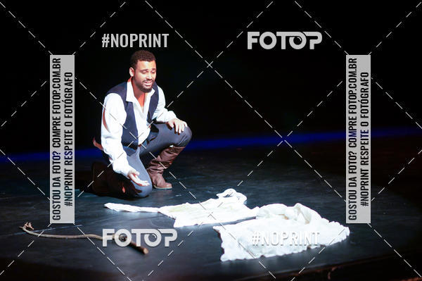 Buy your photos of the eventFesti Poema no Teatro Galpo  on Fotop