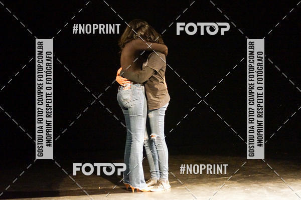 Buy your photos of the eventFesti Poema no Teatro Galpo  on Fotop