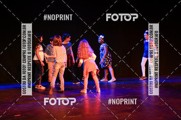 Buy your photos of the eventFesti Poema no Teatro Galpo  on Fotop