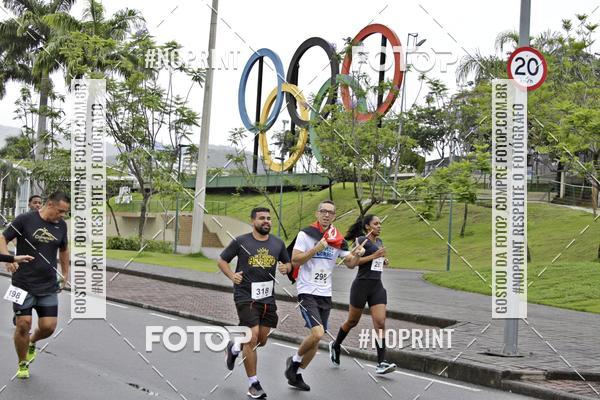 Buy your photos of the eventREI E RAINHA DO ASFALTO CORRIDA E CAMINHADA on Fotop
