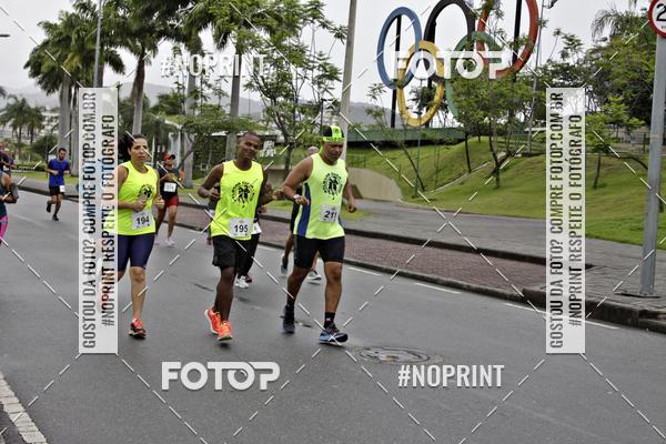 Buy your photos of the eventREI E RAINHA DO ASFALTO CORRIDA E CAMINHADA on Fotop