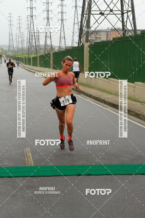 Buy your photos of the eventREI E RAINHA DO ASFALTO CORRIDA E CAMINHADA on Fotop