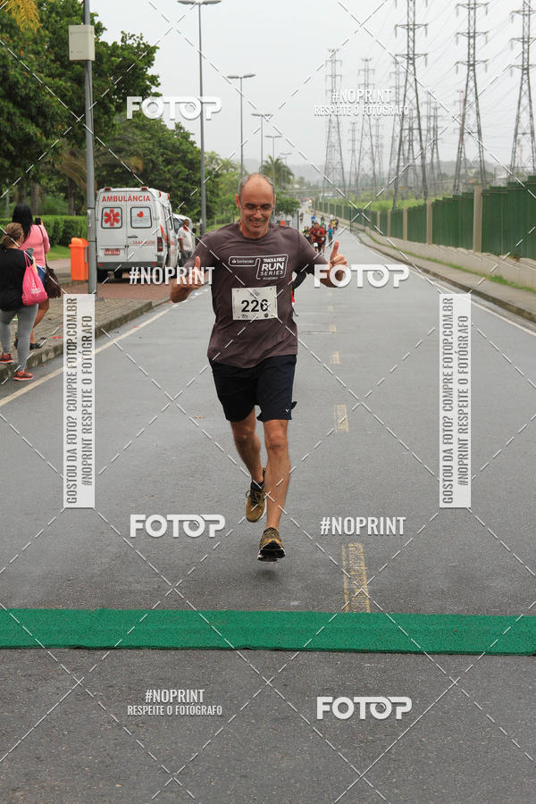 Buy your photos of the eventREI E RAINHA DO ASFALTO CORRIDA E CAMINHADA on Fotop