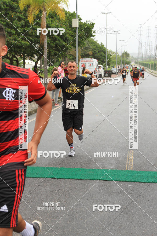 Buy your photos of the eventREI E RAINHA DO ASFALTO CORRIDA E CAMINHADA on Fotop