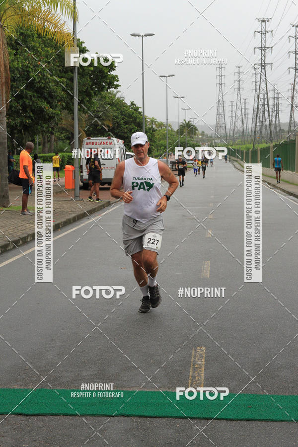 Buy your photos of the eventREI E RAINHA DO ASFALTO CORRIDA E CAMINHADA on Fotop