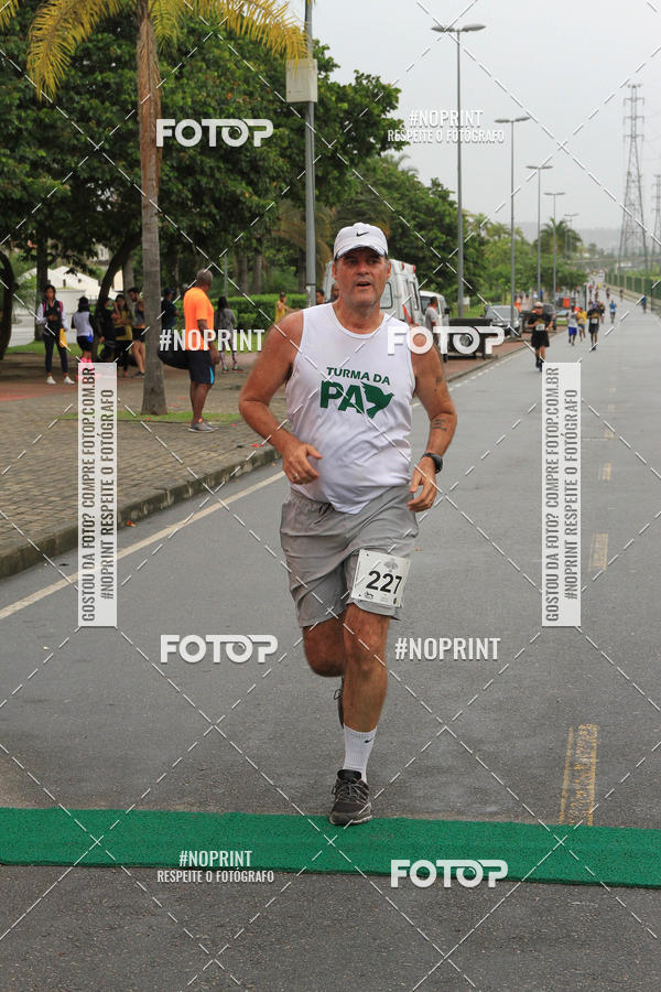 Buy your photos of the eventREI E RAINHA DO ASFALTO CORRIDA E CAMINHADA on Fotop
