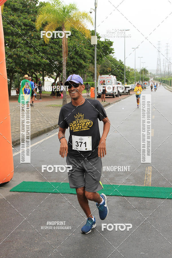Buy your photos of the eventREI E RAINHA DO ASFALTO CORRIDA E CAMINHADA on Fotop