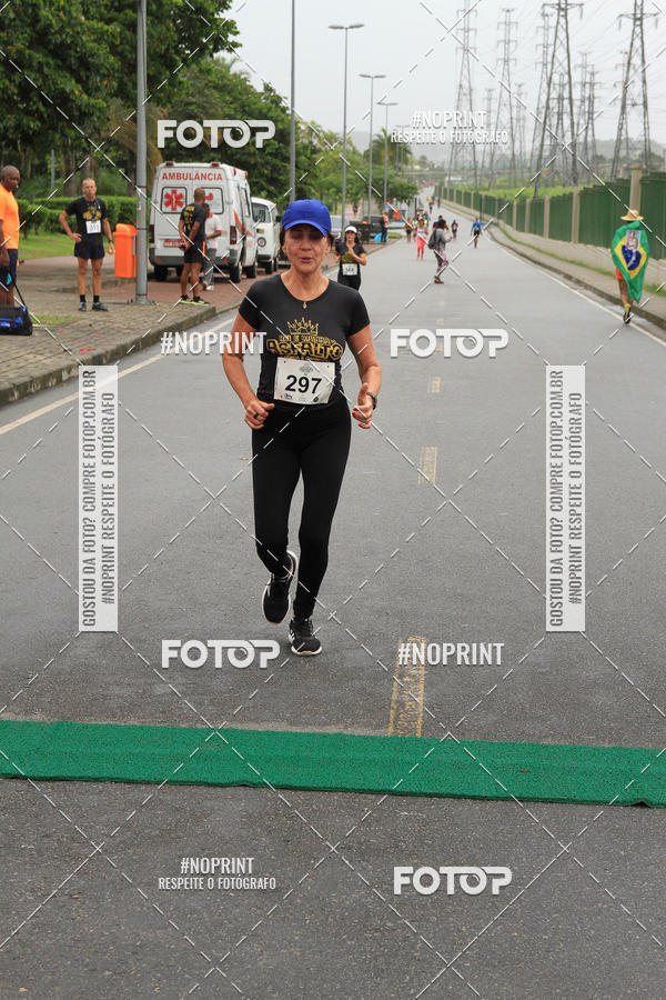 Buy your photos of the eventREI E RAINHA DO ASFALTO CORRIDA E CAMINHADA on Fotop